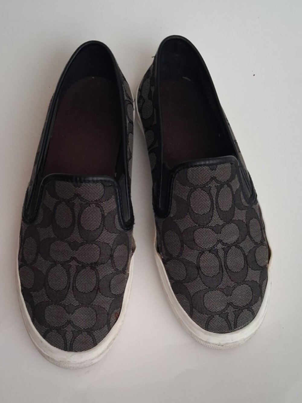 Coach Chrissy Slip-On Sneakers – Black & Gray Signature Print | US 9.5 B